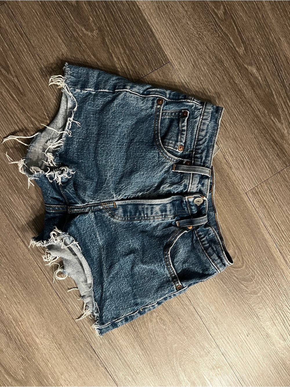 Levi’s 501 Distressed High-Waist Denim Shorts - Blue